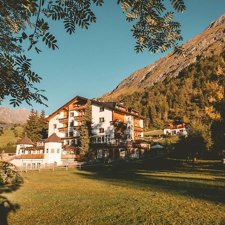 Familienhotel Replerhof Mit Kinderbetreuung Prägraten Exterior foto